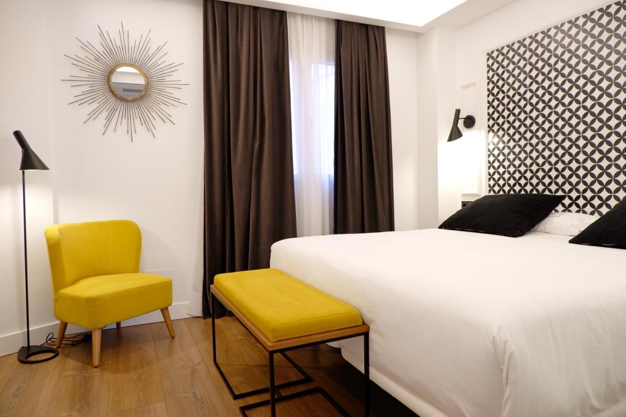 Hotel Colon Plaza 巴利亚多利德 外观 照片