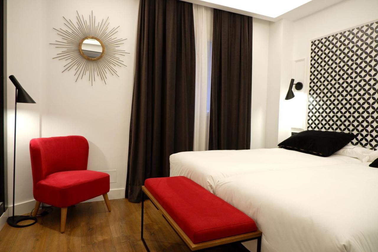Hotel Colon Plaza 巴利亚多利德 外观 照片