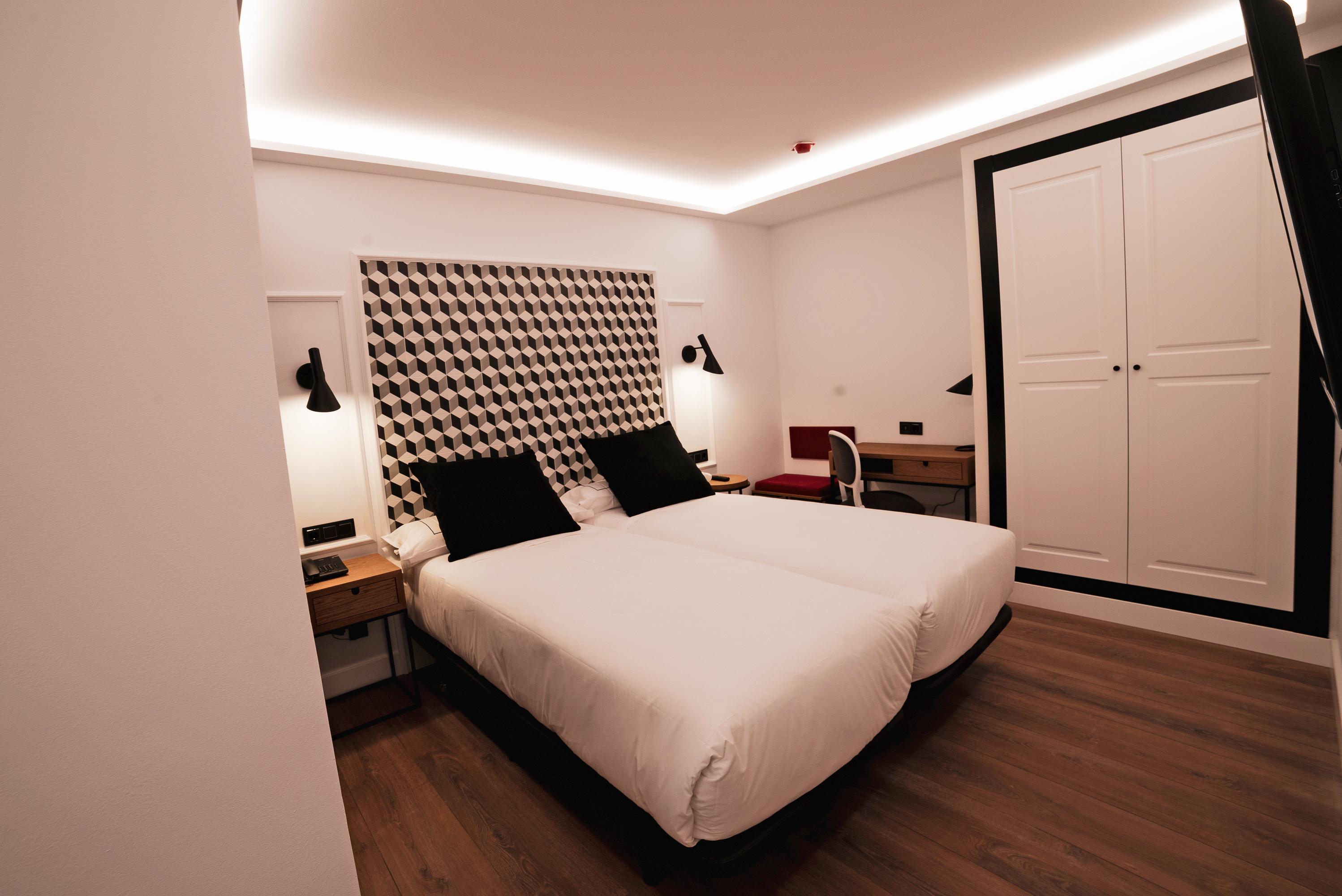 Hotel Colon Plaza 巴利亚多利德 外观 照片