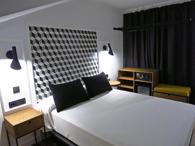 Hotel Colon Plaza 巴利亚多利德 客房 照片